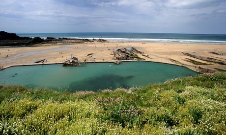 Report on UK beaches : Seawater swimming pool on Bude summersleaze beach