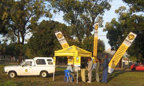 MDG : Unemployment in South Africa : Men Standing On The Side Of The Road (MSR)
