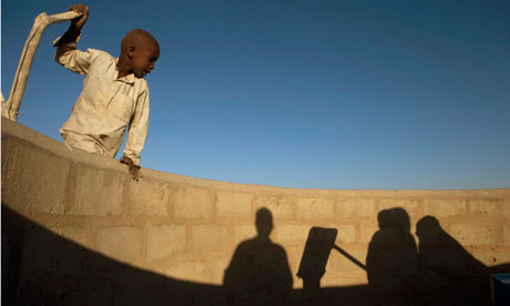 MDG : Water pump : drought and food crisis in Chad