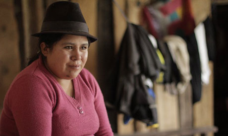 MDG : Ecuador : Maria Fabiola  in La Cocha