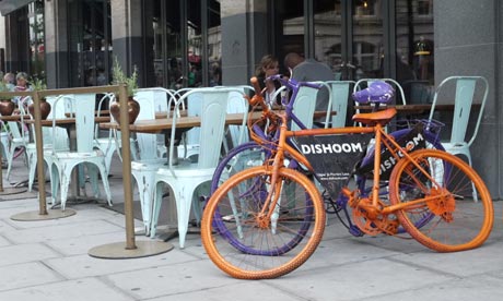 Bike blog : An exemple of iconographic use of a bicycle : Dishroom restaurant in London