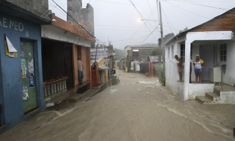 MDG : Global development on danger of taking risk :  floods in Santo Domingo, Dominican Republic