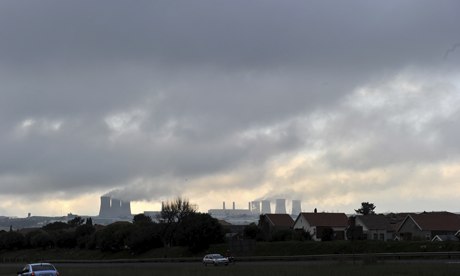 Coal power plant in South Africa : Steam billows from Kempton Park Power Station in Johannesburg 