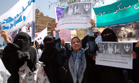 MDG : Child bride in Yemen : Yemeni women supporting to a proposed legislation