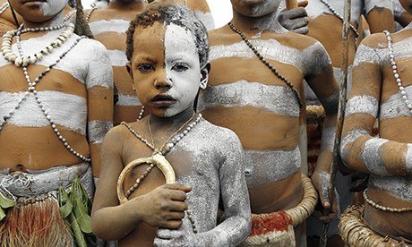 MDG : An Okiufa boy in Papua New Guinea
