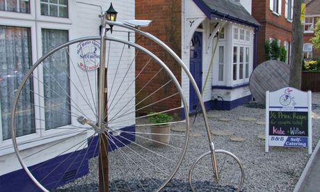 Bike blog : hotel for bicycle, The Penny Farthing Hotel