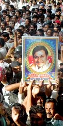 Mourners for Raj Kumar