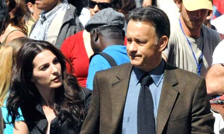 Ayelet Zurer and Tom Hanks filming Angels and Demons in Rome