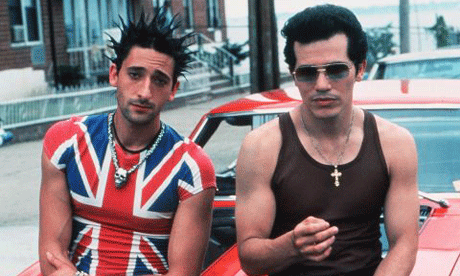 Adrien Brody and Lohn Leguizamo in Summer of Sam