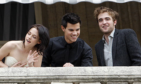 Twilight stars Kristen Stewart,Taylor Lautner, Robert Pattinson in Paris