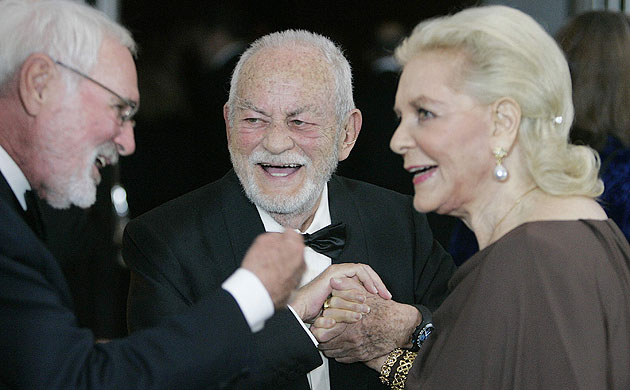 Lauren Bacall: Lauren Bacall, Dino De Laurentiis, Norman Jewison at the Governors awards