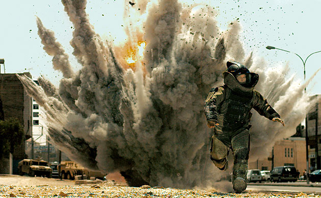 Golden Globes 2010 noms: Scene from Kathryn Bigelow's The Hurt Locker