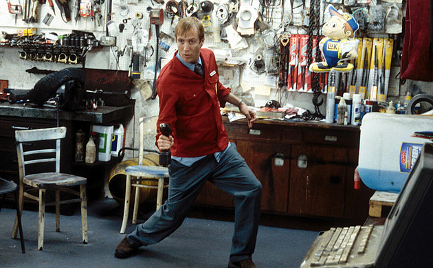 Rhys Ifans: Rhys Ifans as Dek in Once Upon a Time in the Midlands (2002)