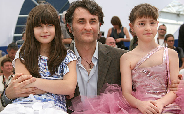 Cannes 2010 day 3 : Romanian director Cristi Puiu with Aurora actors