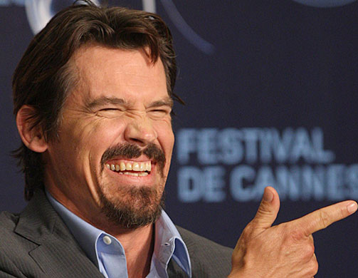 Cannes 2010 day 3 : Josh Brolin at Cannes press conference for Wall Street: Money Never Sleeps