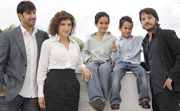 Cannes 2010 day 3 : Photocall for Diego Luna's Abel at Cannes