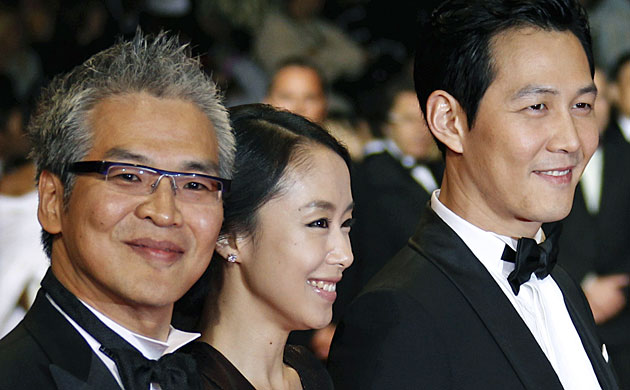 Cannes film festival day6: Im Sang-soo and cast at Cannes premiere of The Housemaid