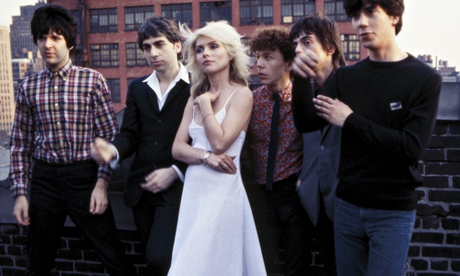 Blondie in the 1970s … (l-r) Clem Burke, Chris Stein, Debbie Harry, Nigel Harrison, Frank Infante an