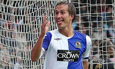 http://static.guim.co.uk/sys-images/Football/Clubs/Club%20Home/2009/5/9/1241882054597/Mort-Gamst-Pedersen-002.jpg