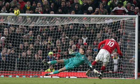 Wayne Rooney misses a penalty