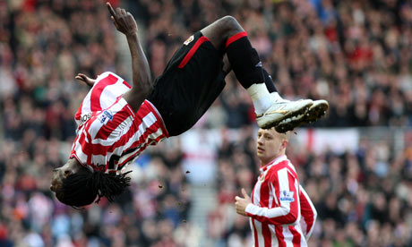 Sunderland's Kenwyne Jones celebrates scoring the opening goal against Manchester City