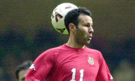 ryan giggs 2010. Ryan Giggs#39; ability to run