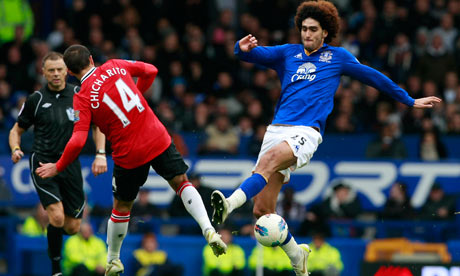 Marouane Fellaini, Javier Hernandez