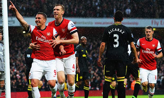 http://static.guim.co.uk/sys-images/Football/Clubs/Club_Home/2013/5/14/1368558962386/Arsenal-v-Wigan-Athletic-012.jpg