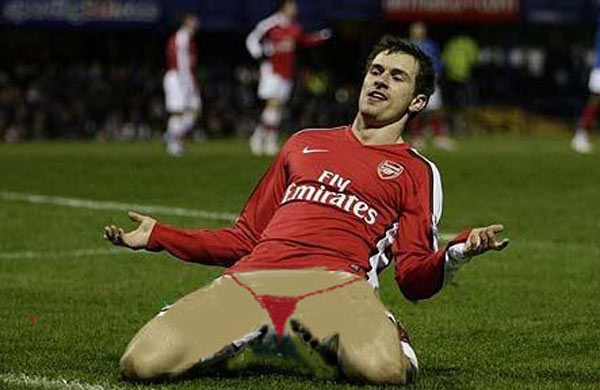 Aaron Ramsey gallery 3