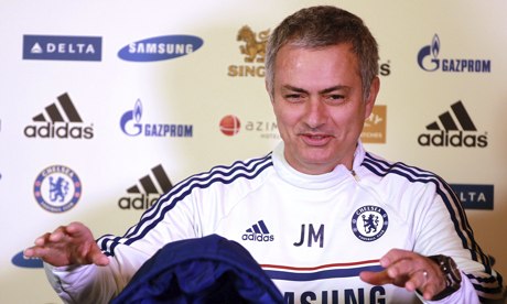 José Mourinho thinks Manchester United, who face Chelsea on Sunday, will finish in the top four