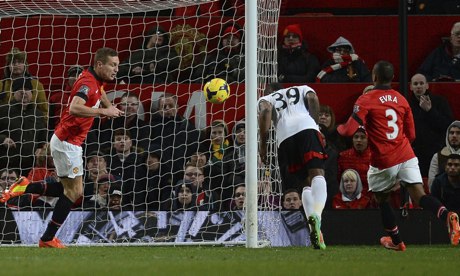 Darren Bent scores the equaliser for Fulham against Manchester United at Old Trafford