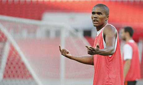 Douglas Costa