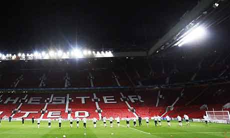 Celtic train at Old Trafford
