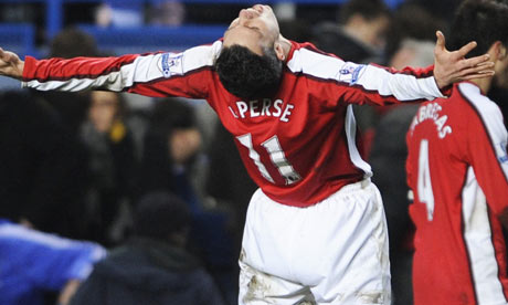 http://static.guim.co.uk/sys-images/Football/Pix/pictures/2008/11/30/1228069257909/Robin-Van-Persie-001.jpg