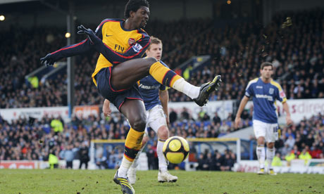 Arsenal's Emmanuel Adebayor missed a chance to put his side in the draw for the next round