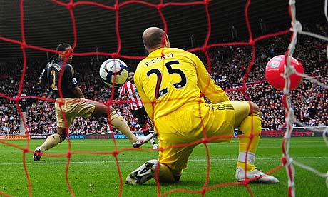 Darren-Bent-scores-for-Su-002.jpg