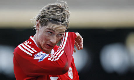 The Liverpool striker Fernando Torres travels to Lyon today but a hernia may