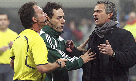 jose mourinho coaching. Inter coach Jose Mourinho