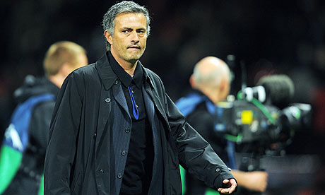 jose mourinho coaching. Inter coach Jose Mourinho