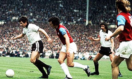 Fulham set about losing the 1975 FA Cup final