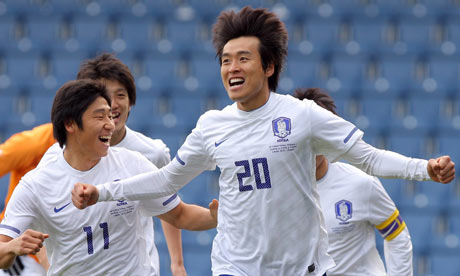 http://static.guim.co.uk/sys-images/Football/Pix/pictures/2010/3/4/1267711180350/South-Korea-vs-Ivory-Coas-001.jpg