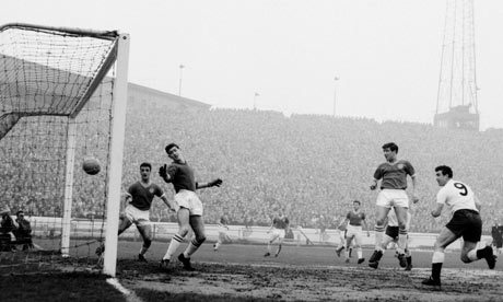 Bobby Smith scoring for Spurs against Chelsea