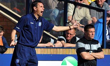 Brighton and Hove Albion manager Gus Poyet and Southend manager Steve Tilson