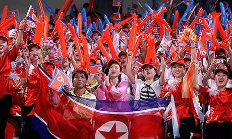 North-Korean-fans-007.jpg