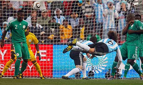 Argentina's Gabriel Heinze scores