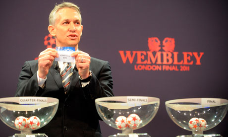 gary lineker. Gary Lineker draws teams for