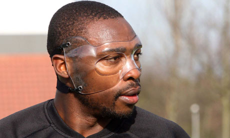 Newcastle&#39;s Shola Ameobi to play in mask on return from cheek injury | Football | The Guardian - Shola-Ameobi-in-his-mask--007