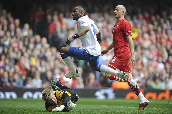 Wales v England: Darren Bent makes it 2-0 to England 