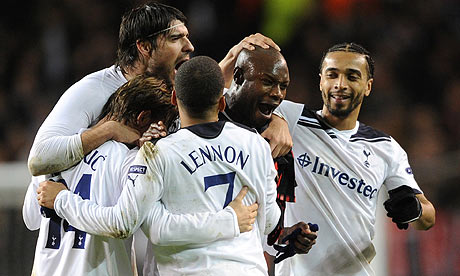 Tottenham-celebrate-007.jpg