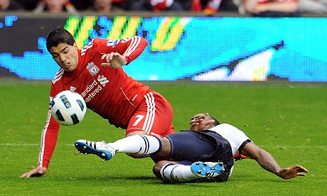 Ledley King Luis Suárez Liverpool Tottenham